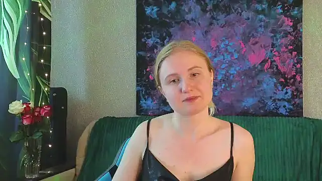 Lanavi_Smile Adlı Modelin Canlı XXX Sohbeti
