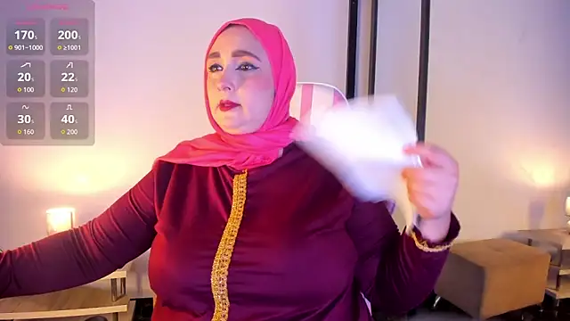 HijabiMilff live XXX chat