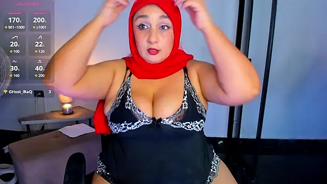 HijabiMilff's Webcam Show