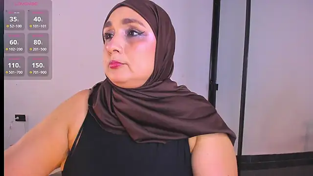 Sembang XXX Secara Langsung HijabiMilff