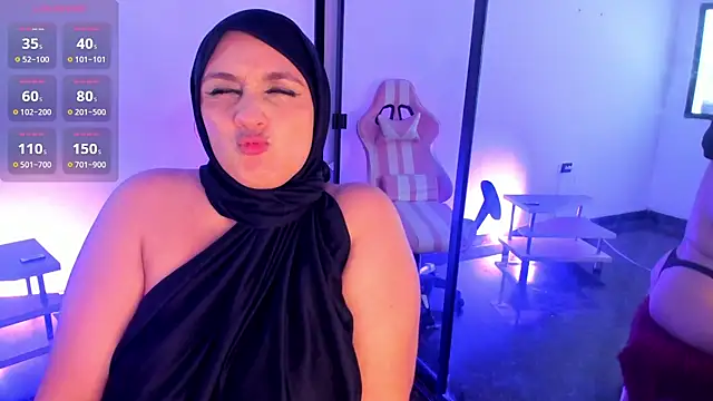 Chat XXX en directo de HijabiMilff