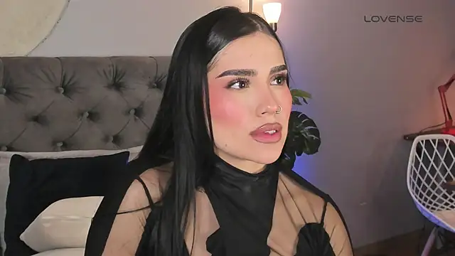AlmaBlaze live XXX chat