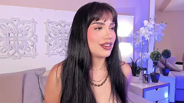 AlmaBlaze's Live XXX Chat
