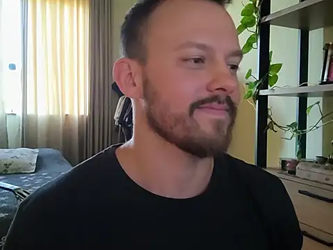 amanteloiro webcam show