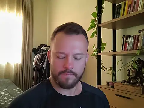 amanteloiro webcam show