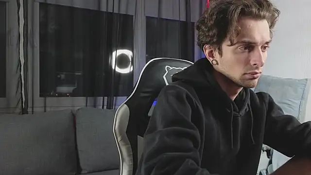 tusugo webcam show