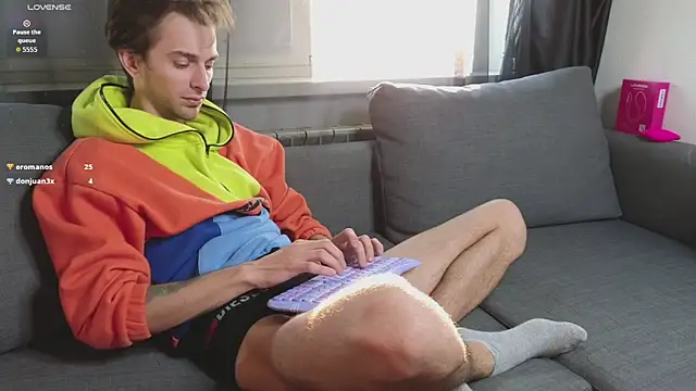 tusugo Webcam Show