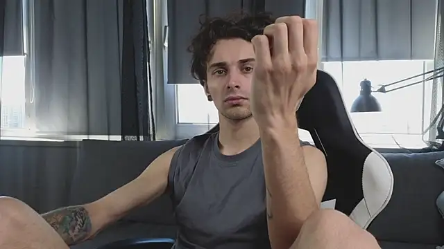tusugo Webcam Show