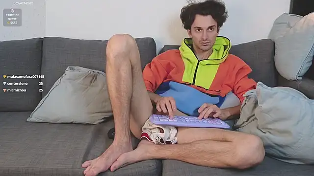 tusugo Show in webcam