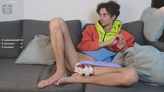 tusugo webkamerás műsora