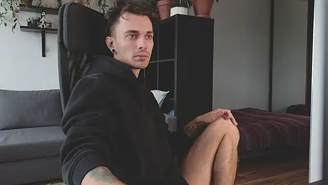 tusugo Show in webcam