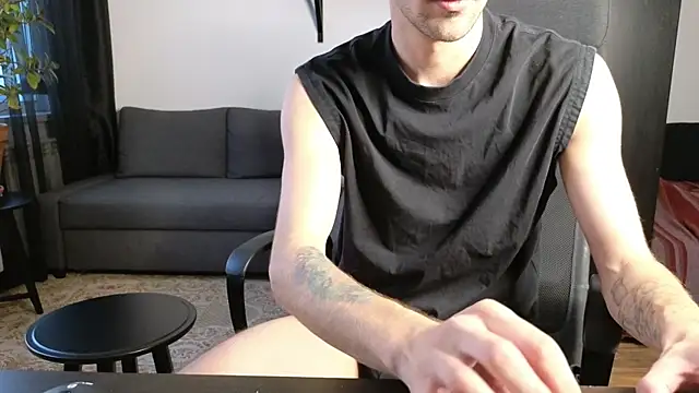 tusugo webkamerás műsora