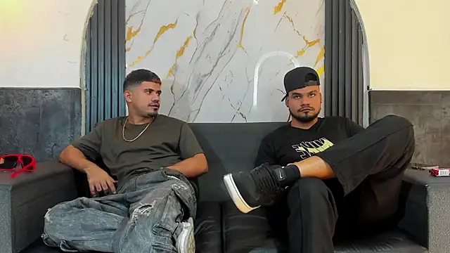 Вебкам-шоу Latins_on_fire