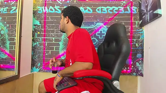 Latins_on_fire Webcam-Show