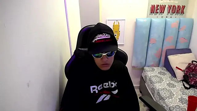 Street_poemm_ Pertunjukan Webcam