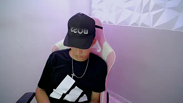 Street_poemm_'s Live XXX Chat