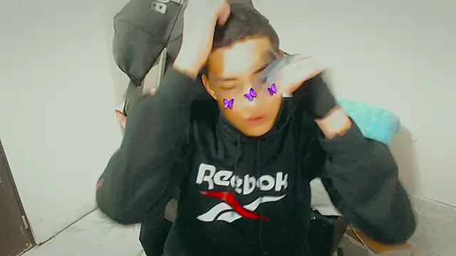 Street_poemm_'s Webcam Show