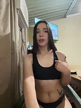 khaleesi2513's Webcam Show