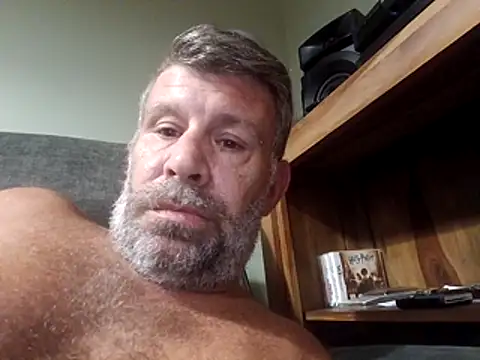 Show modela stud2512 na web-kameri