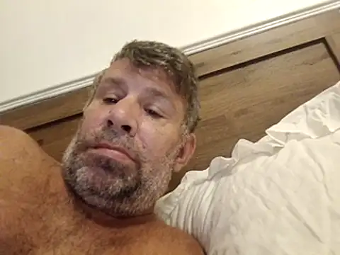 Show modela stud2512 na web-kameri