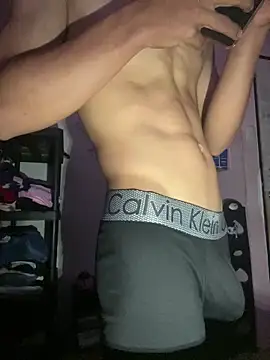 Show modela Damian_21- na web-kameri