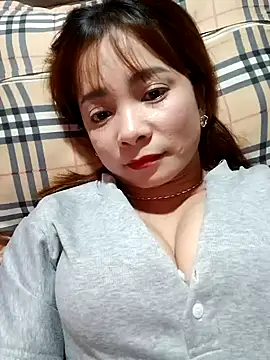 Him_MountainGirl26のライブチャットルーム