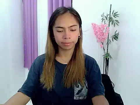 Webkamerová show ur_asianhotleah