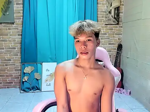 YURI_KUN Pertunjukan Webcam