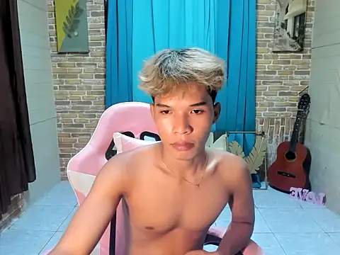 YURI_KUN Pertunjukan Webcam
