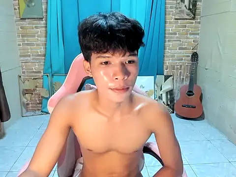 Pertunjukan Kamera Web YURI_KUN