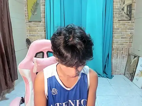 YURI_KUN Show Webcam