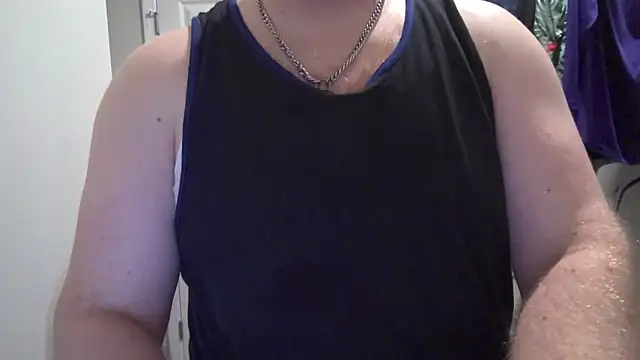 TXRyan1996 Show in webcam