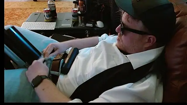 Pokazy przed kamerką – TXRyan1996