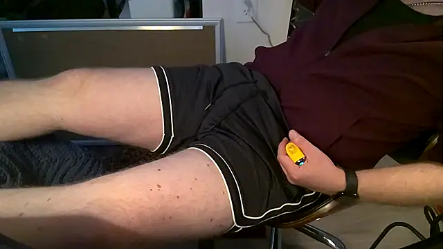 TXRyan1996 Show in webcam