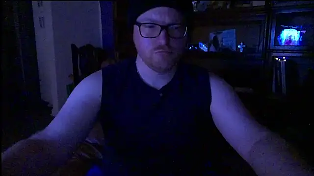 TXRyan1996 Show in webcam
