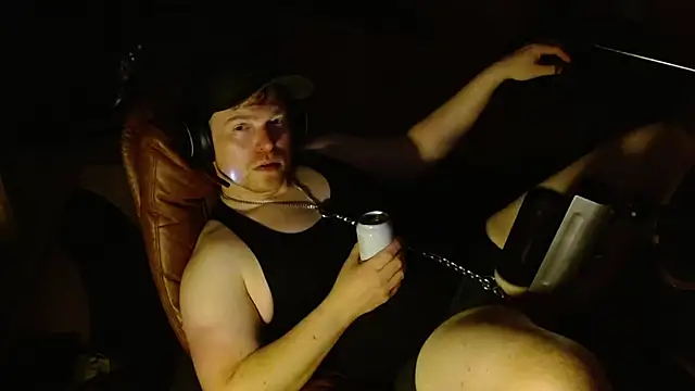 TXRyan1996 Шоу с уебкамера