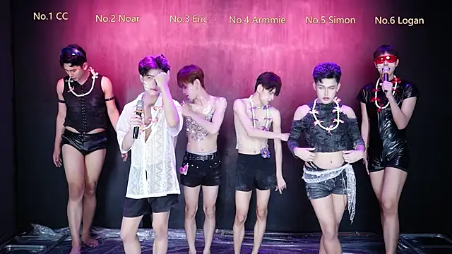 Queen-Vibe Show in webcam