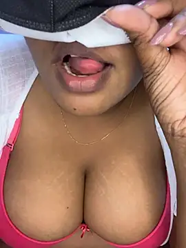 הופעת וובקאם של HotMessDuo