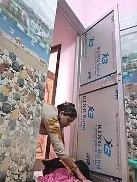 Yadav_Simran Adlı Modelin Web Kamerası Şovu