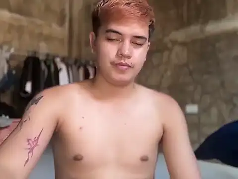 urbigcutienasio Pertunjukan Webcam