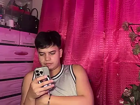 YourCutieBoy_Bigcum14 Pertunjukan Webcam