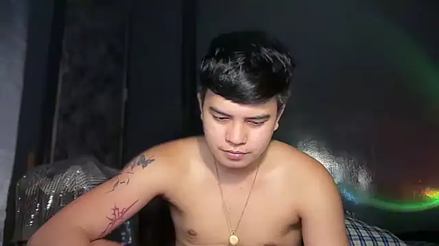 YourCutieBoy_Bigcum14 Webcamshow
