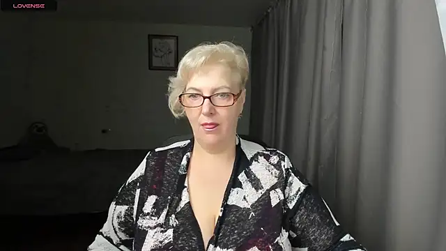 Mary-Leeen Webbikameraesitys