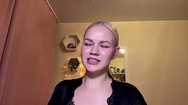 XXX chat uživo modela MiaCashe