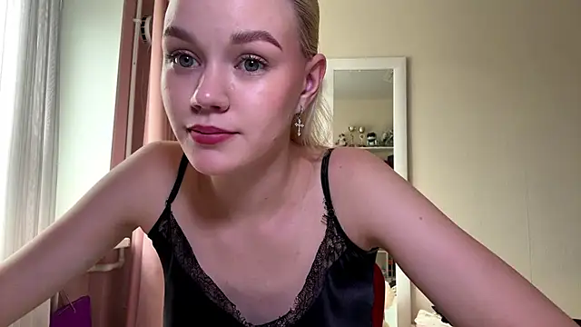 MiaCashe Live XXX Chat