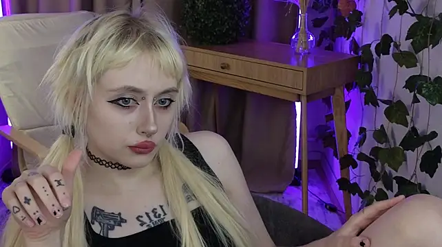 rraffaellka Adlı Modelin Canlı XXX Sohbeti