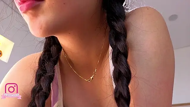 eva_depp_ Adlı Modelin Canlı XXX Sohbeti
