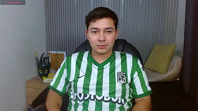 Julian_Smith21 网络视讯表演