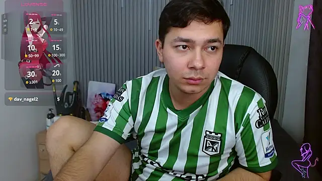 Show de Julian_Smith21 na webcam