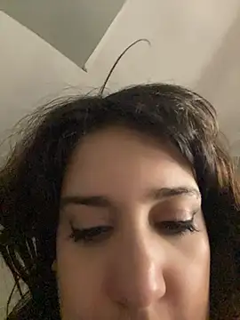 gattasromanxxe's Live XXX Chat